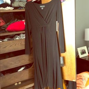 Jones New York long sleeved black dress